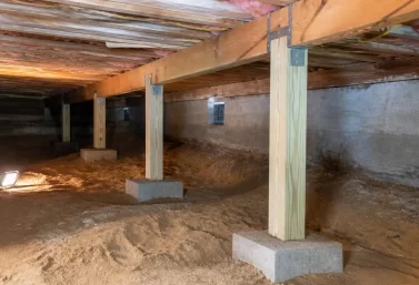 Crawlspace Post and Beam Repair – San Diego Wood post and beam reinforcement in San Diego home crawlspace